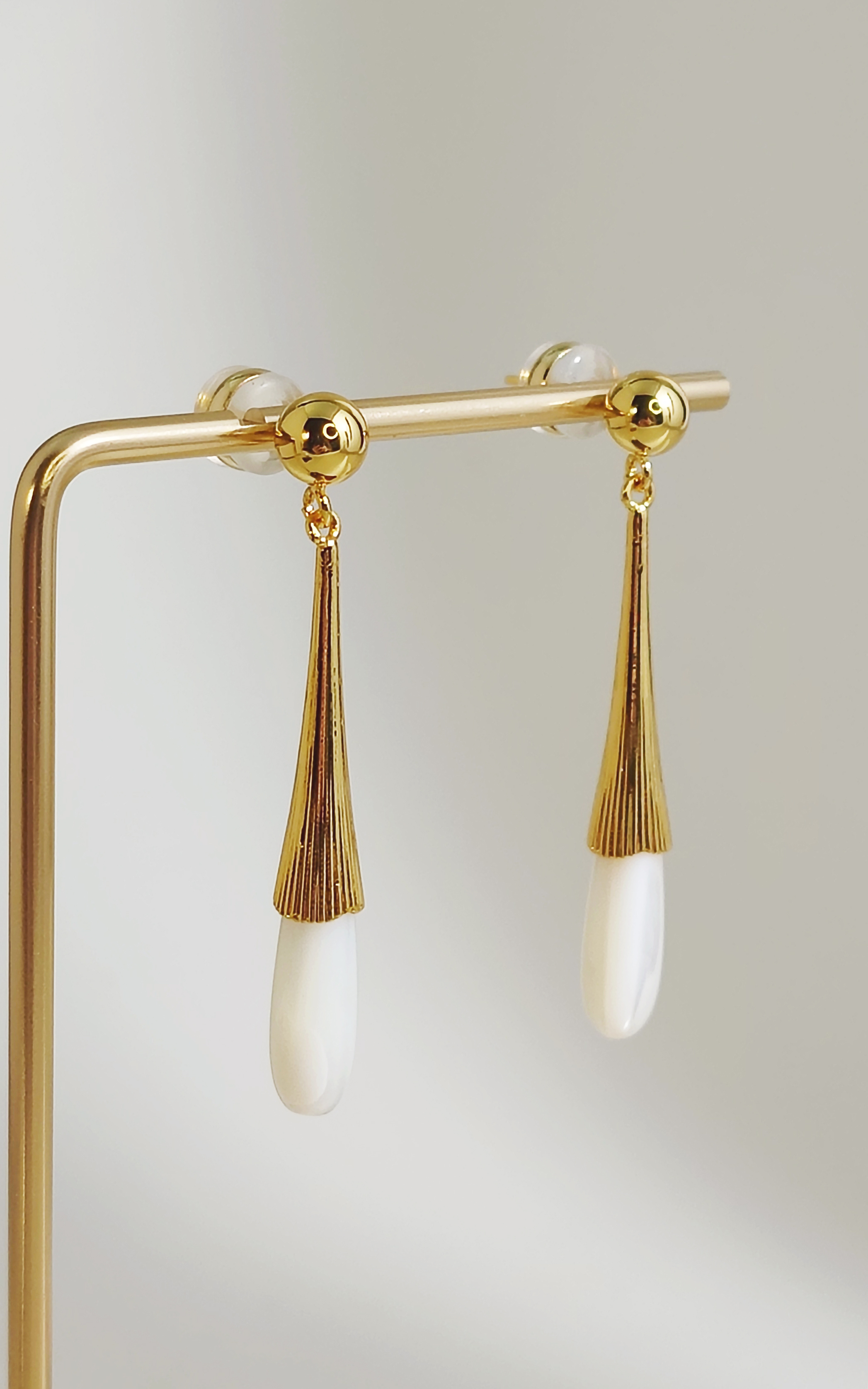 Liquid Ivory